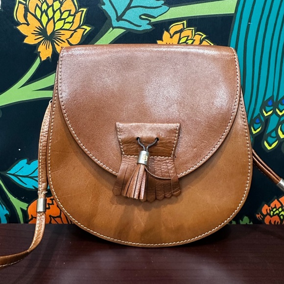 Bally 1970s Vintage Brown Leather Saddle Crossbody | Made in Italy - Picture 3 of 12